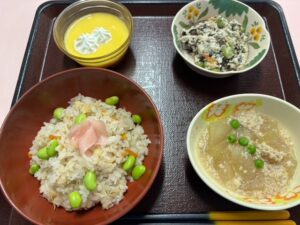 和歌山県の郷土料理「生姜ご飯🫚」