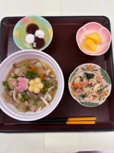 滋賀県の郷土料理「のっぺいうどん」